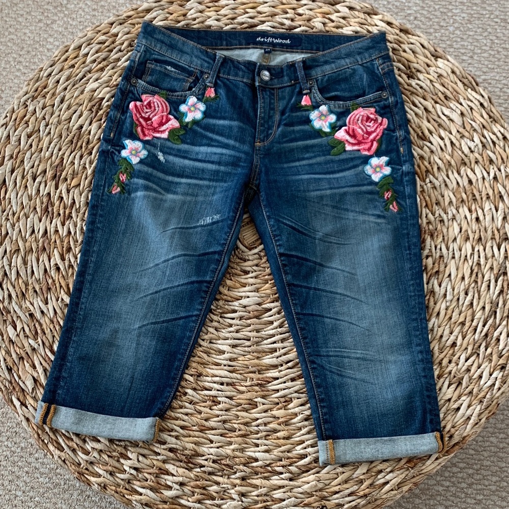 Driftwood Rose Embroidered Capri Crop Jean